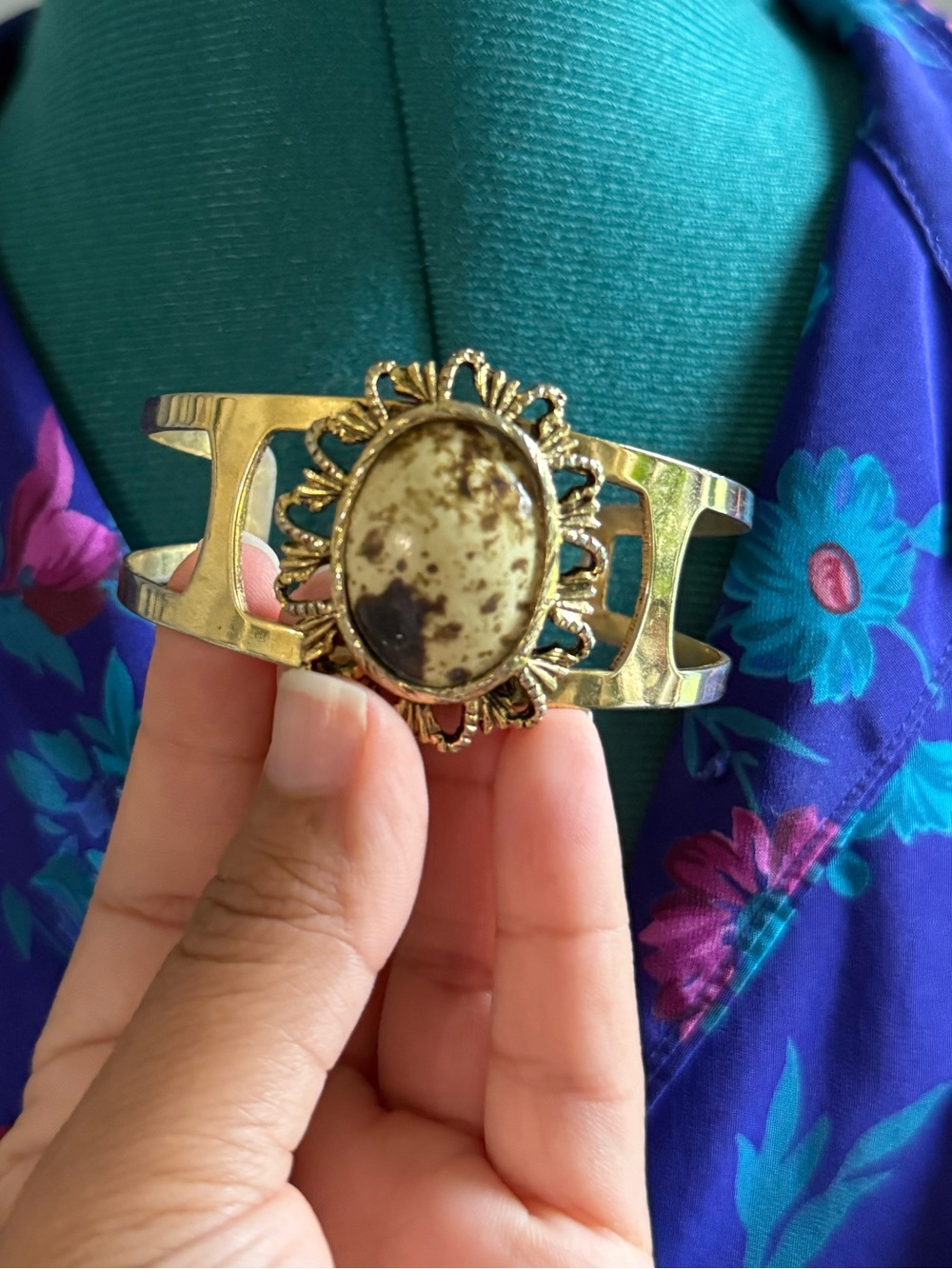 Beautiful cuff bracelet with glass stone